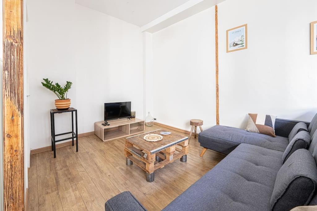 Le Charmant Hello Palois-T2-Wifi Apartment โป ภายนอก รูปภาพ