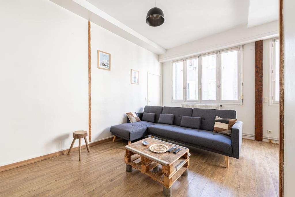 Le Charmant Hello Palois-T2-Wifi Apartment โป ภายนอก รูปภาพ